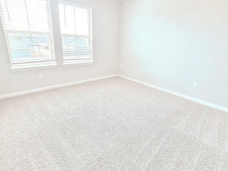 2604 Pecan Island Dr — Photo 11
