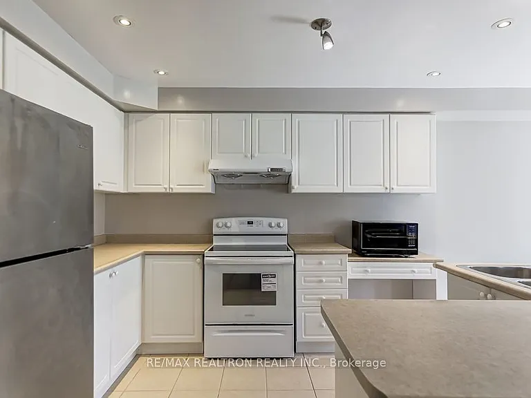 20 Raintree Dr — Photo 11