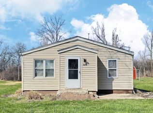 4827 Hatfield Rd, Fort Wayne, IN 46808