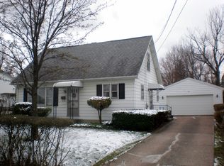 3220 Priscilla Dr, Erie, PA 16506