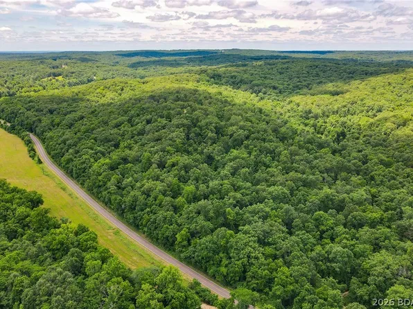 4653AC Highway J, Versailles, MO 65084