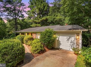 11504 Parkedge Dr, Rockville, MD 20852