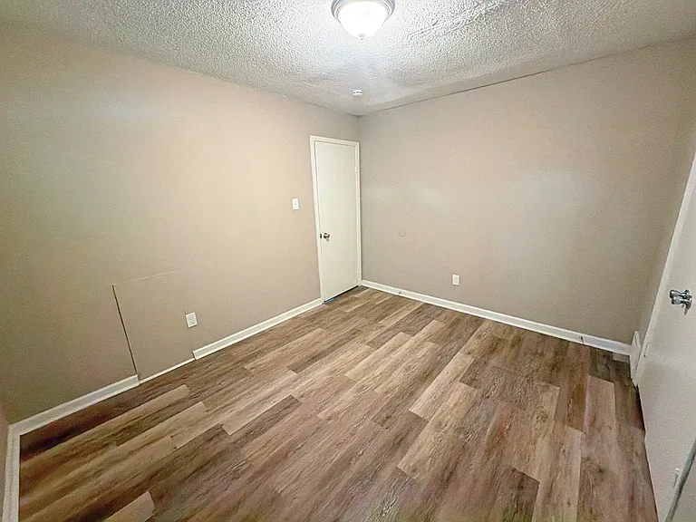 4066 Berrywood Ave — Photo 13