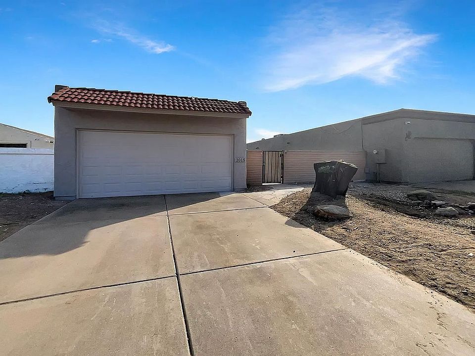 1st image of 2109 N Villas Ln