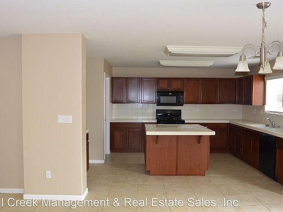 3rd image of 2730 W Sedona Ave