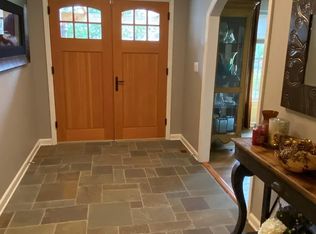 404 E Federal St, Middleburg, VA 20117