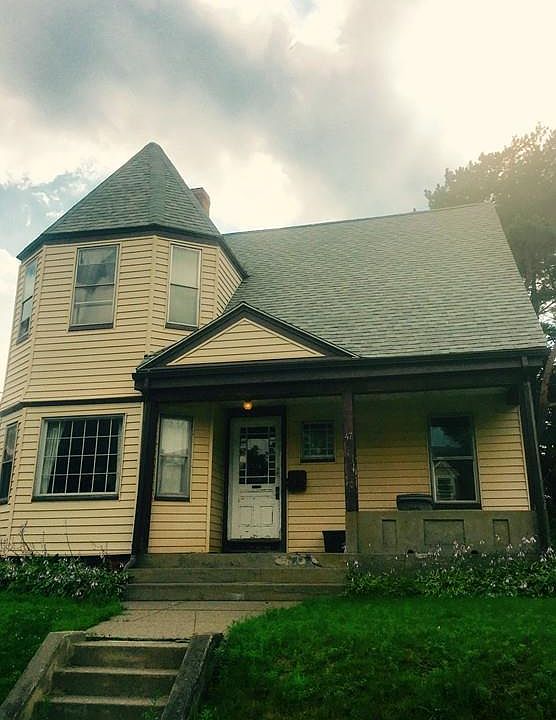 1st image of 47 Galen St