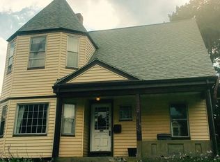 47 Galen St, Brockton, MA 02302