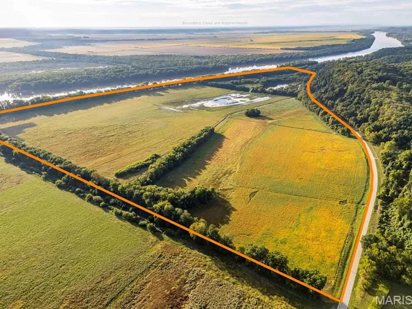 100 Highway, Kampsville, IL 62053