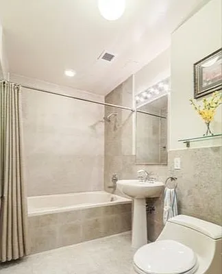Rented by New York Residence | media 18