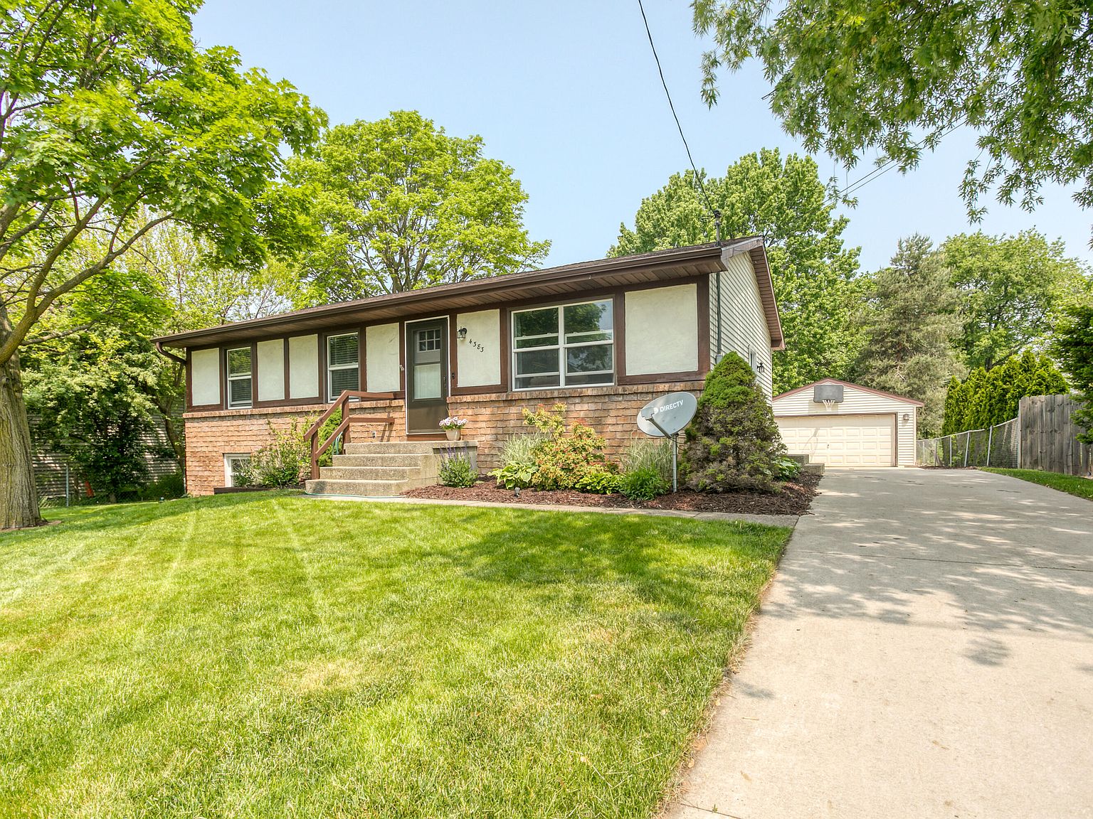 4383 40th St SW, Grandville, MI 49418 Zillow