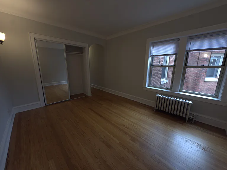 51175 W Montrose Ave #3A — Photo 9