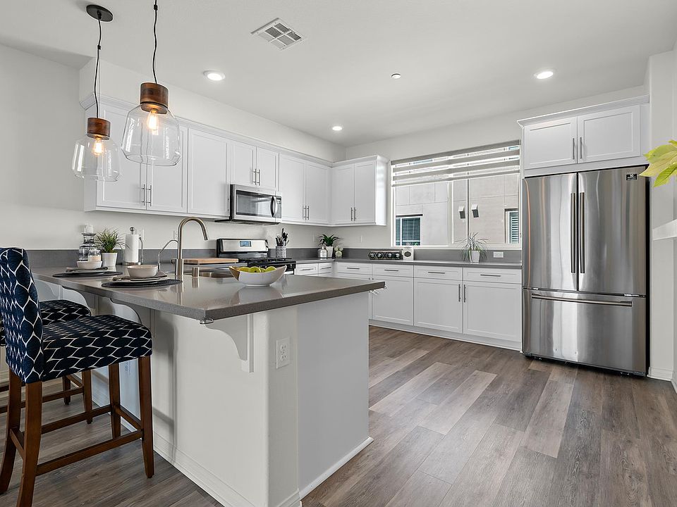1st image of 14420 Papaya Ln #6