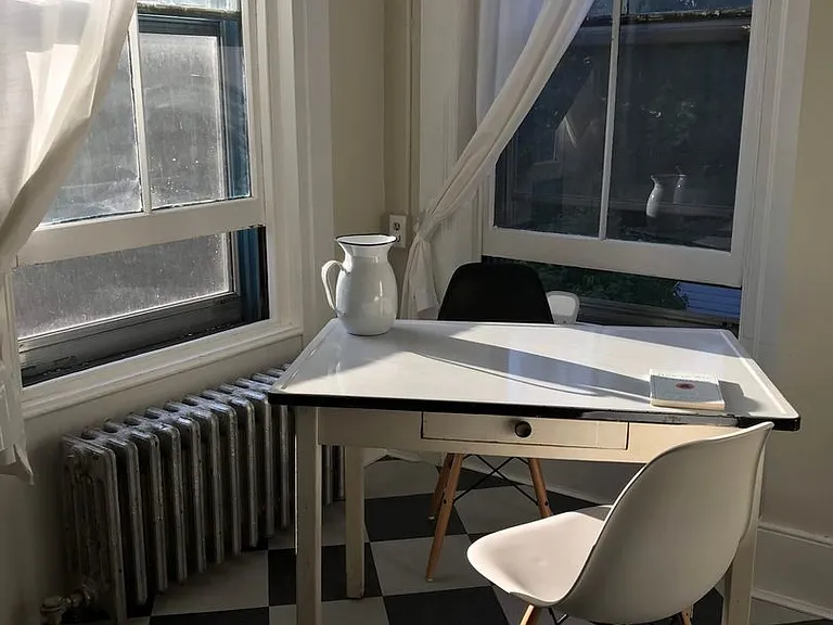 125 W Green St — Photo 6