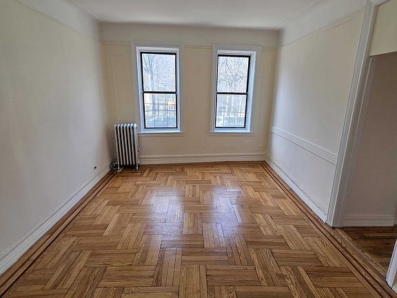 5th image of 153 Seaman Ave APT 1A