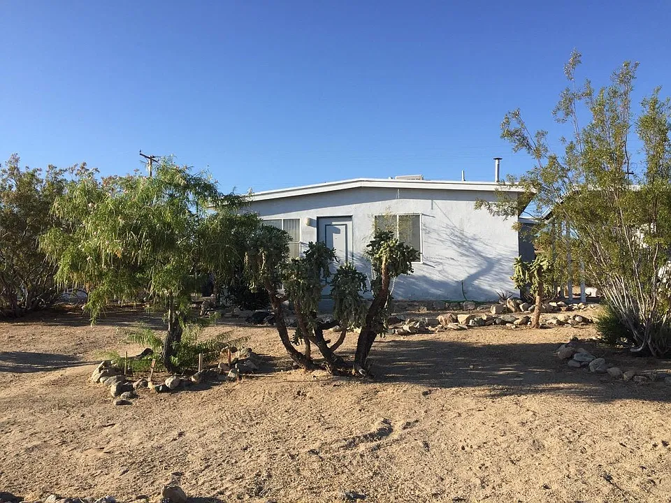 74965 Serrano Dr