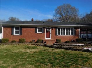 2350 Hedgewood Cir, Gastonia, NC 28052