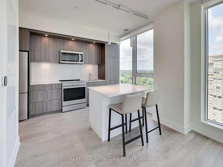 25 Cordova Ave #Penthouse 04 — Photo 15