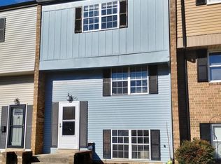 12 Middleview Ct, Baltimore, MD 21244