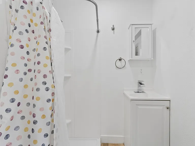 2956 E Mobile Ln — Photo 18