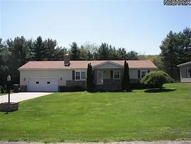 1316 Shontz Dr photo 1