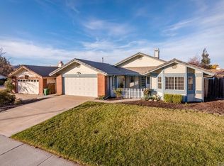 191 Riverbank Ln, Paso Robles, CA 93446