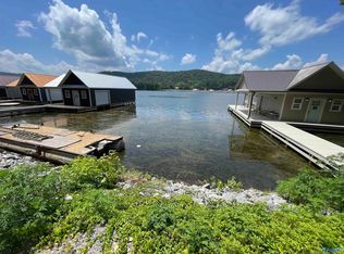 1 Pine Island Cir, Scottsboro, AL 35769