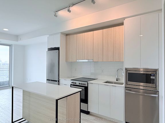 3rd image of 9751 Markham Rd #B1706