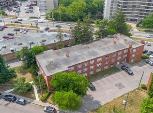 57 Mericourt Rd #310, Hamilton, ON L8S 2N5