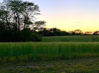 4009 Concord Ln, Wapello, IA 52653