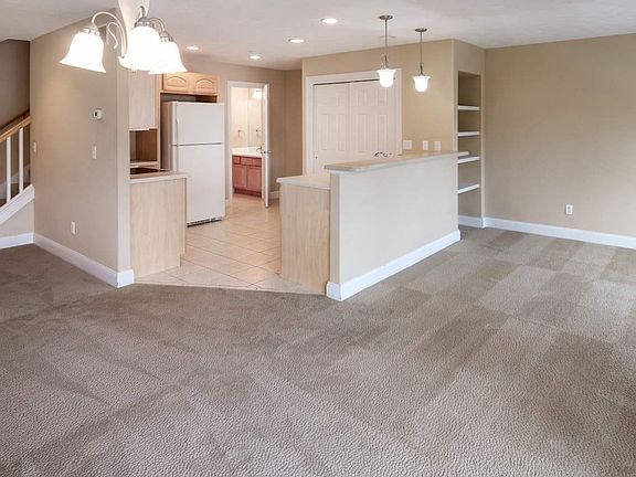 5th image of 100 Hope St Suite 217