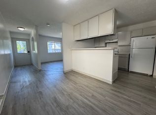 2835 T St APT 2, Lincoln, NE 68503