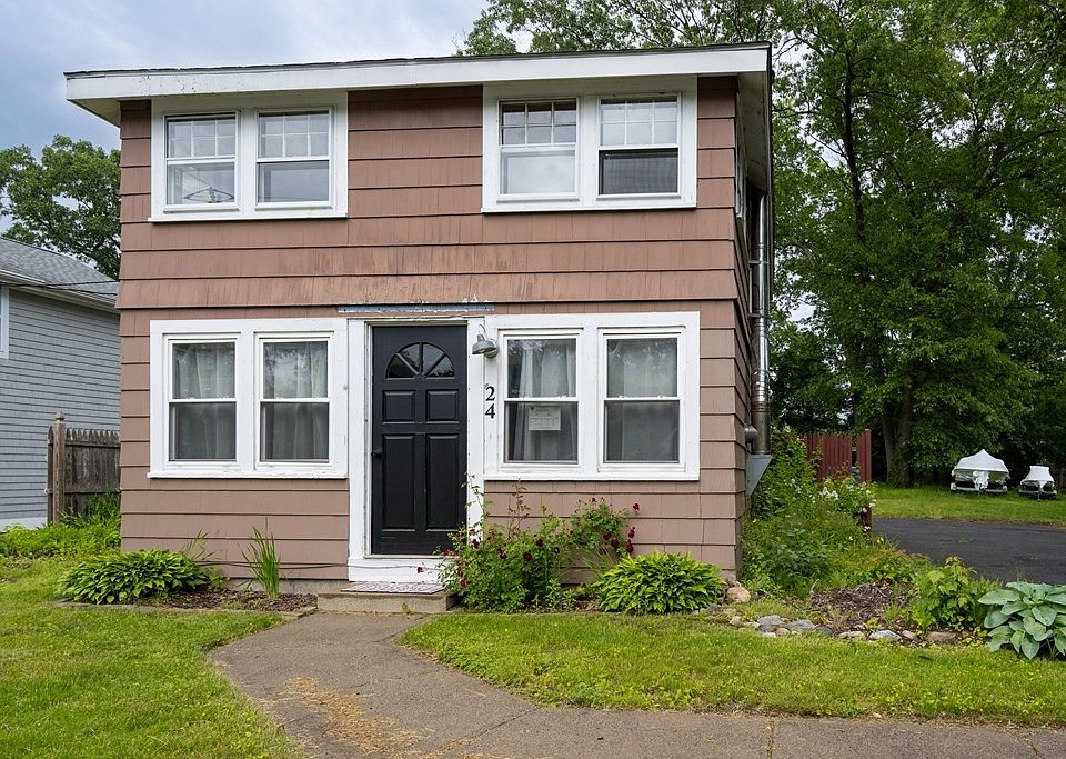 24 Lake St, Wrentham, MA 02093 Zillow