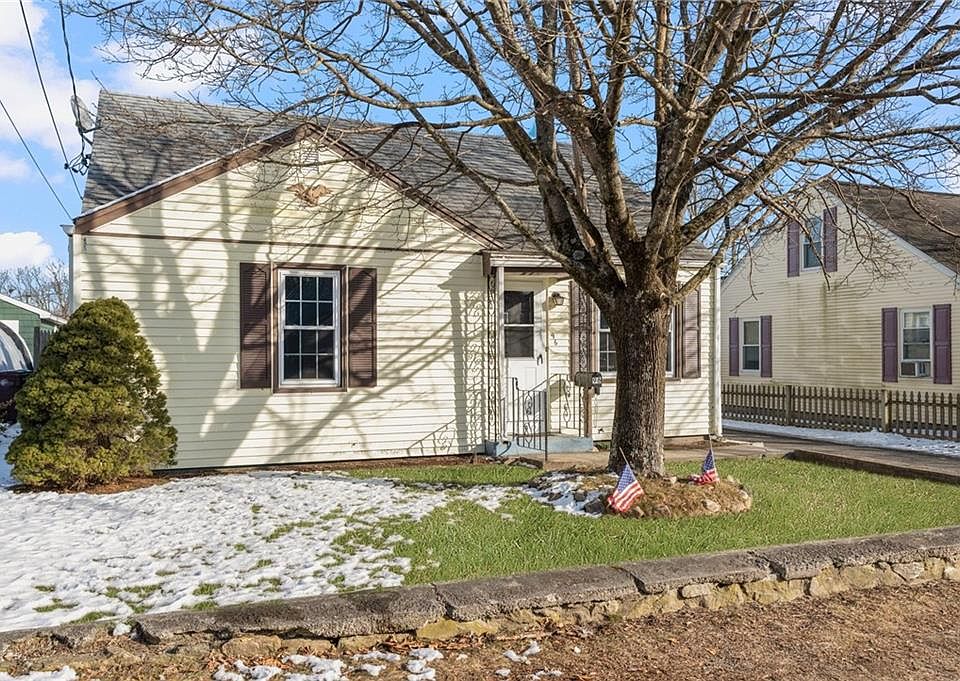 96 Lydia Ave, Woonsocket, RI 02895 Zillow