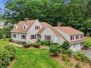 89 River Rd, Hanover, MA 02339