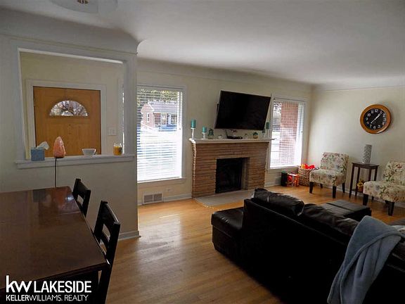 4th image of 22421 Red Maple Ln