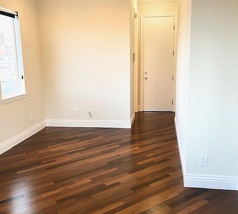 4th image of 16 Salmon St