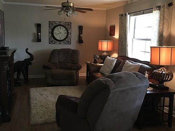3rd image of 57 Robinson Dr