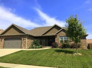 5665 E Conservatory Pl, Strafford, MO 65757