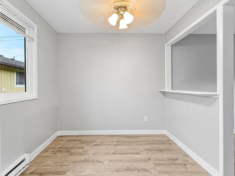 6970 SW King Blvd — Photo 4