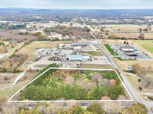 E Highway 9, Stigler, OK 74462