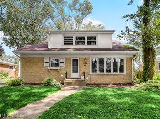 303 S Phelps Ave, Arlington Heights, IL 60004