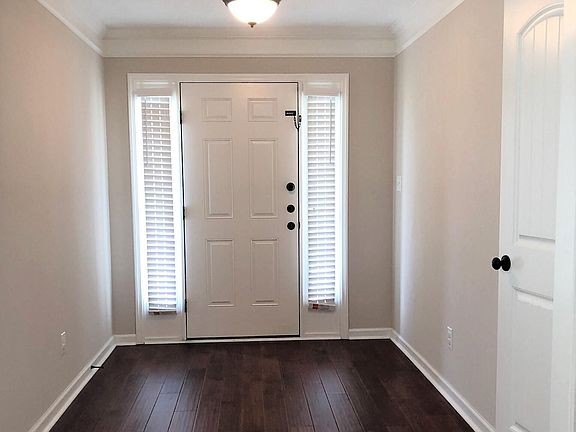 3rd image of 2726 Ashton Dr