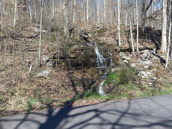 2nd image of 4970 Rockwell Hollow Rd