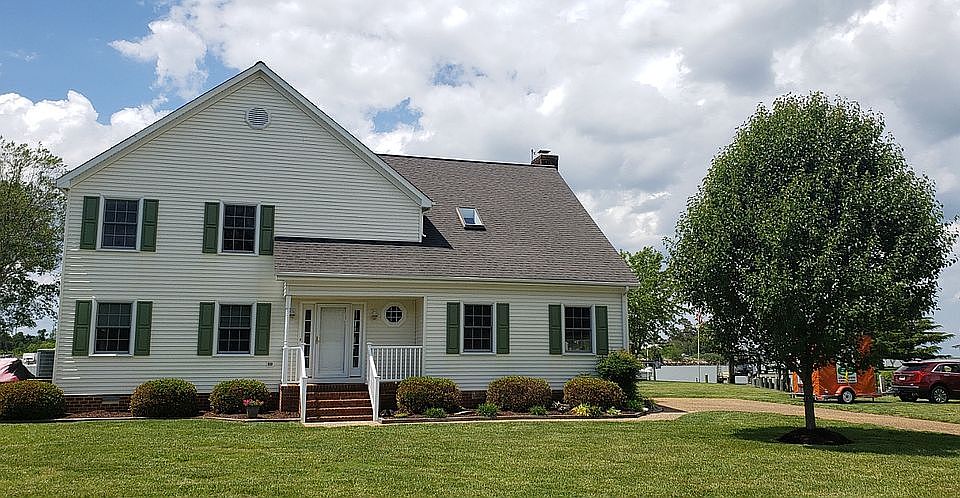 1st image of 121 White House Dr