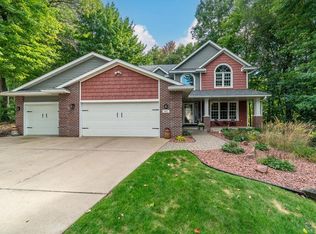 3401 David Dr, Eau Claire, WI 54701