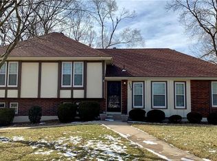 5330 Westridge Rd, Kansas City, MO 64133