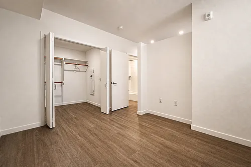 Floor plan 216