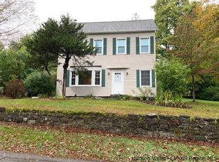 11 Greenkill Rd, Bloomington, NY 12411