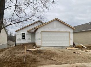 501 E North St #A, Marthasville, MO 63357